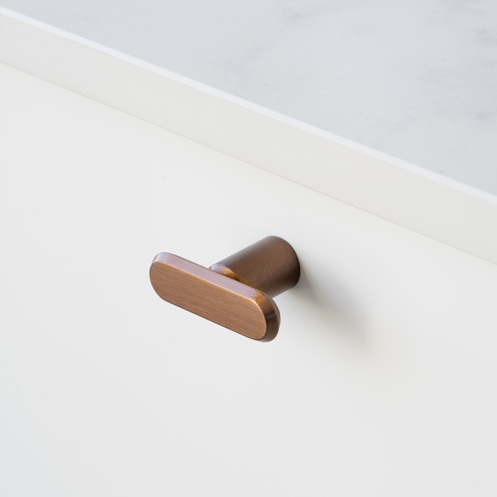 Knop T Fase - Børstet Bronze