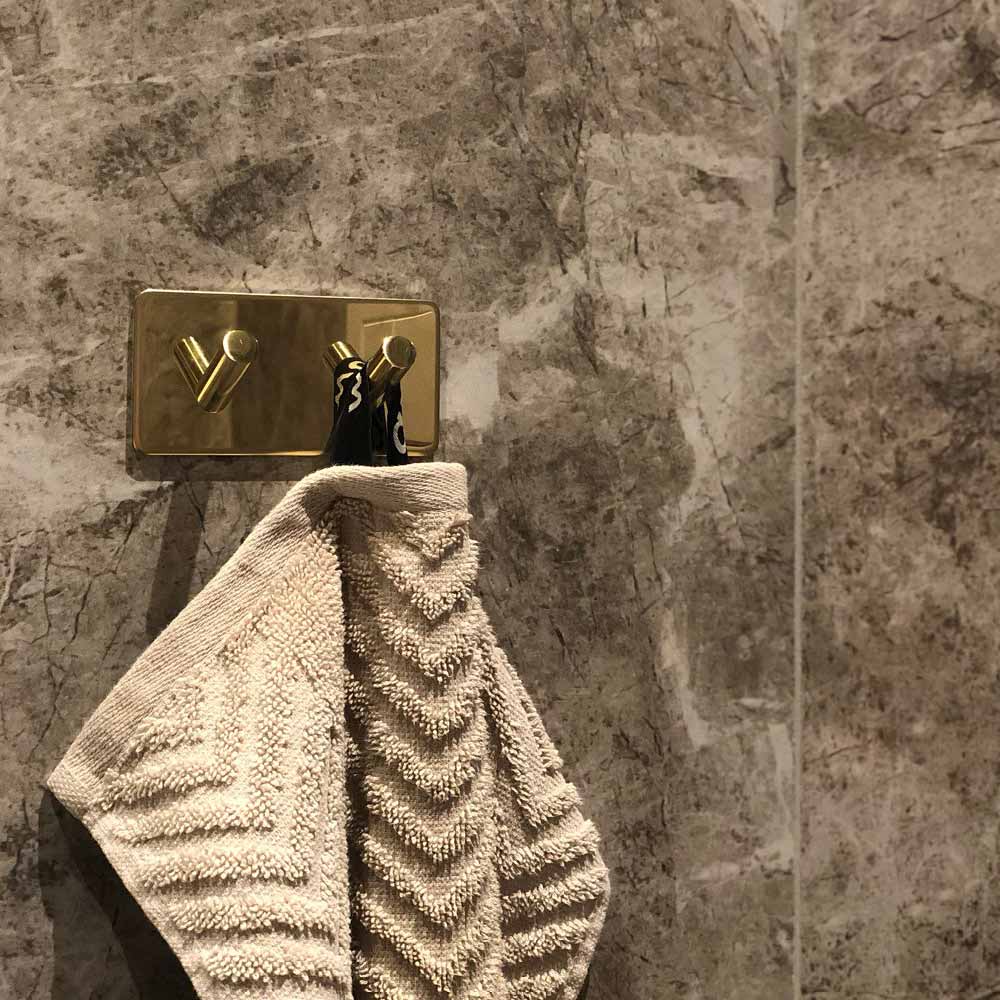 Badeværelsessæt Base 200 - Poleret Messing